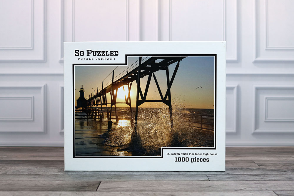 St. Joseph North Pier Inner Lighthouse - 1000 Piece Jigsaw Puzzle - Image 4